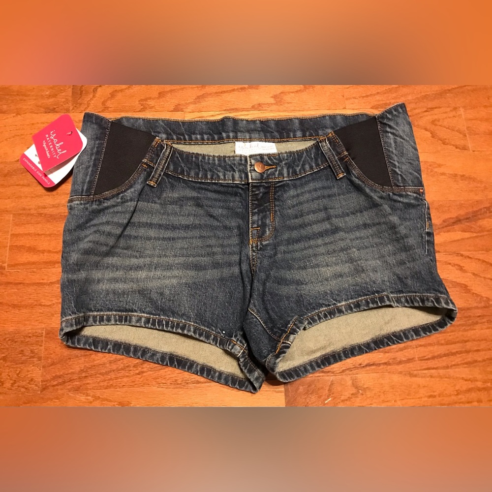Isabel Denim maternity shorts